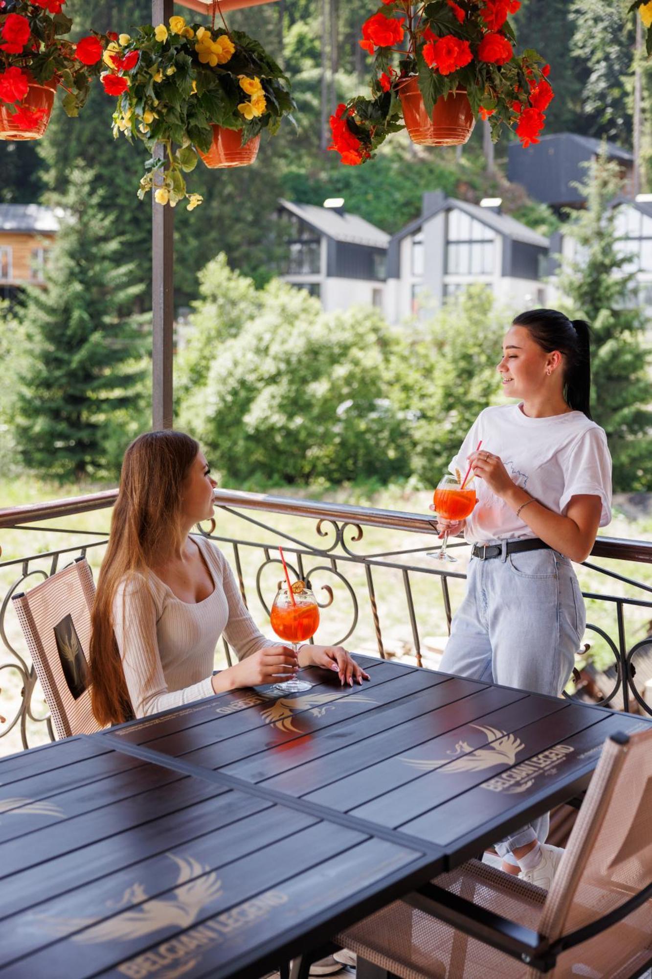 Milli&Jon Spa Bukovel Bagian luar foto